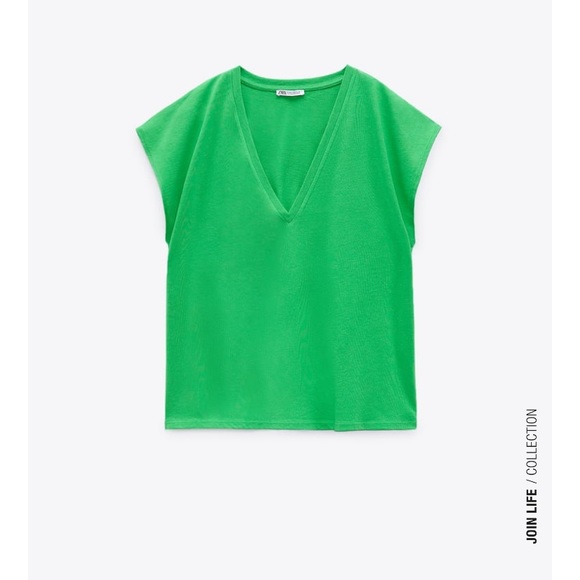 Zara V-neck t shirt in light green! Size small! Never worn! - Picture 2 of 6